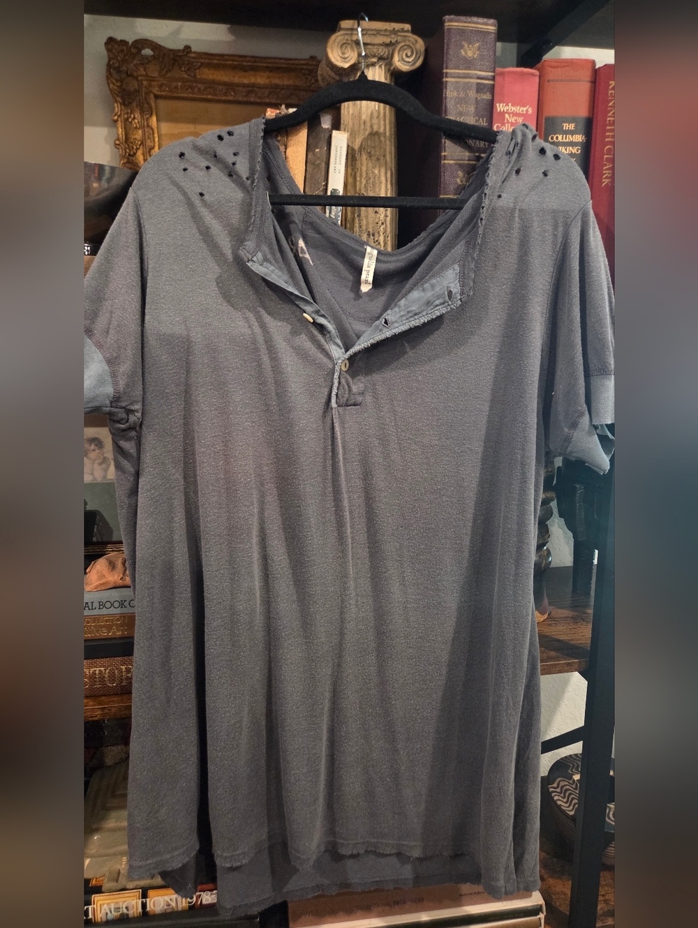 Magnolia Pearl Short-Sleeve Tee — Charcoal Gray with Back Logo - Picture 2 of 3